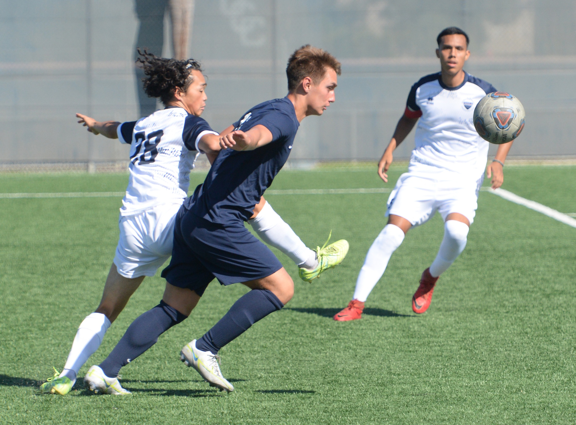 Pirates rally for 2-1 win over Santiago Canyon