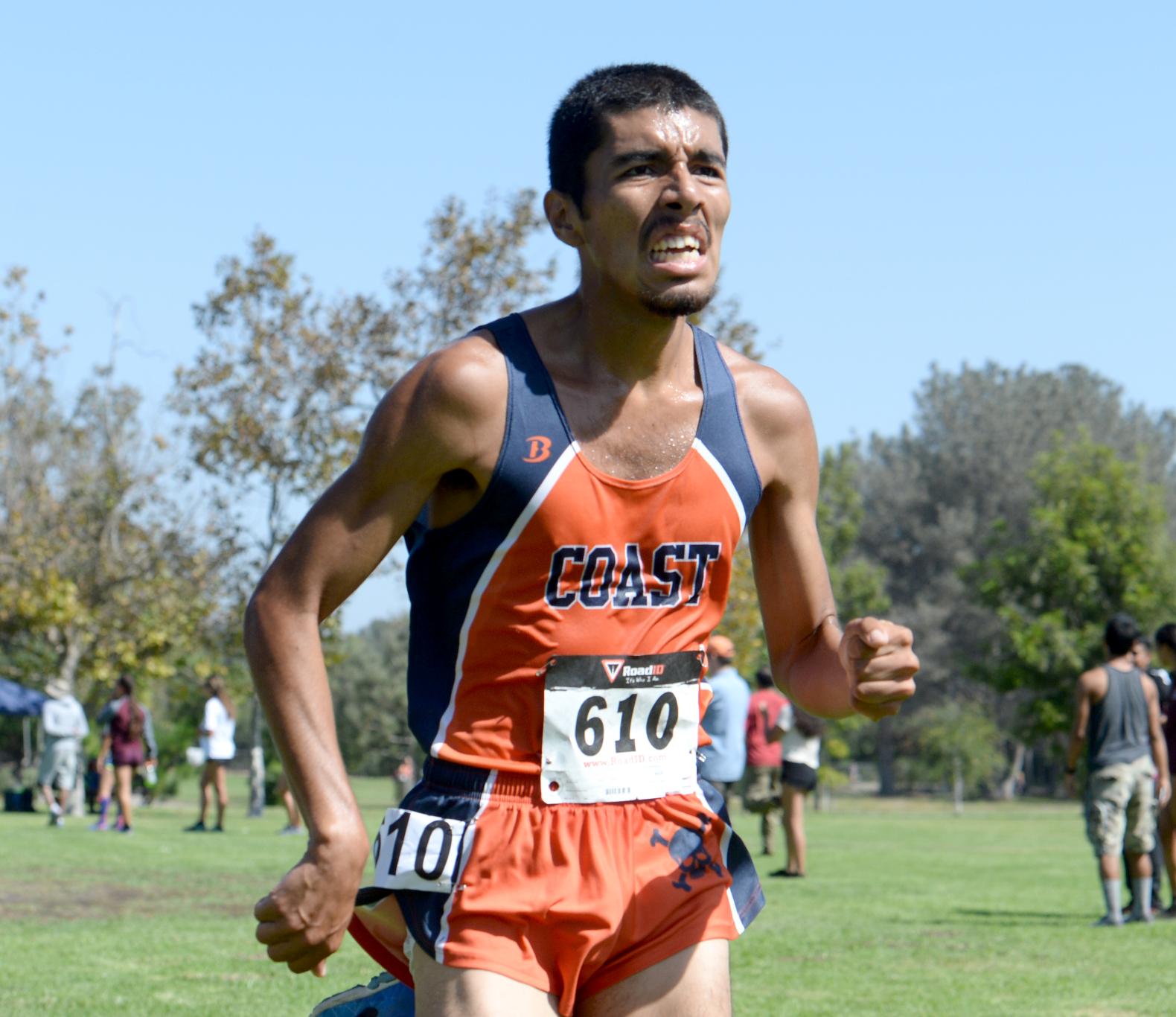 Solid team performance for Pirate men as they take third at Vanguard Invitational