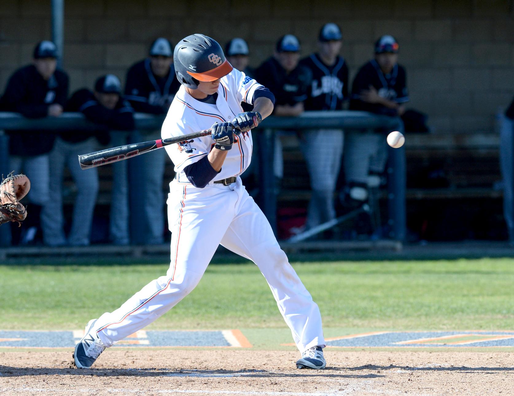 Pirates rout Rustlers, 10-3