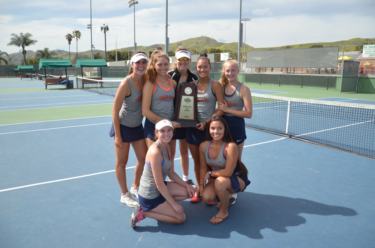 Pirates capture state women's tennis title with 5-4 win over De Anza!!