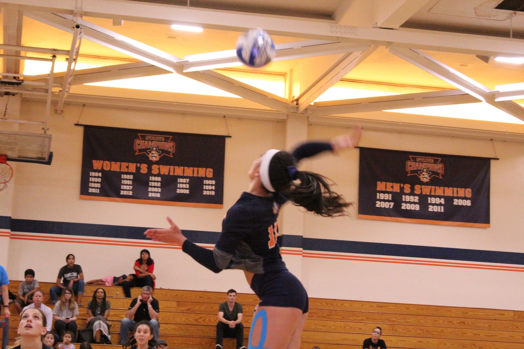 Kenoi named women's volleyball Player of the Week