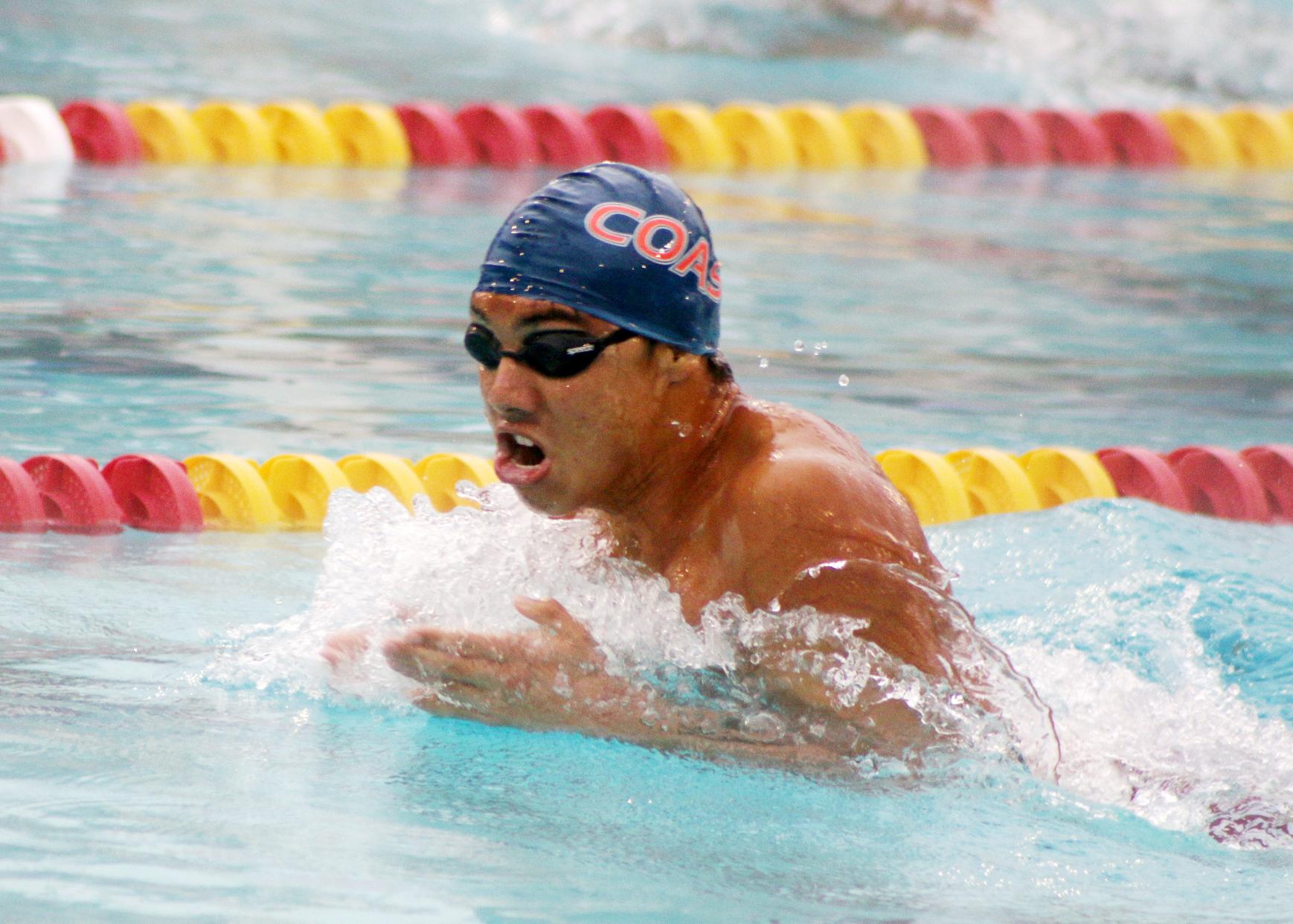 Panchak named Co-Swimmer of the Year at OEC Championships